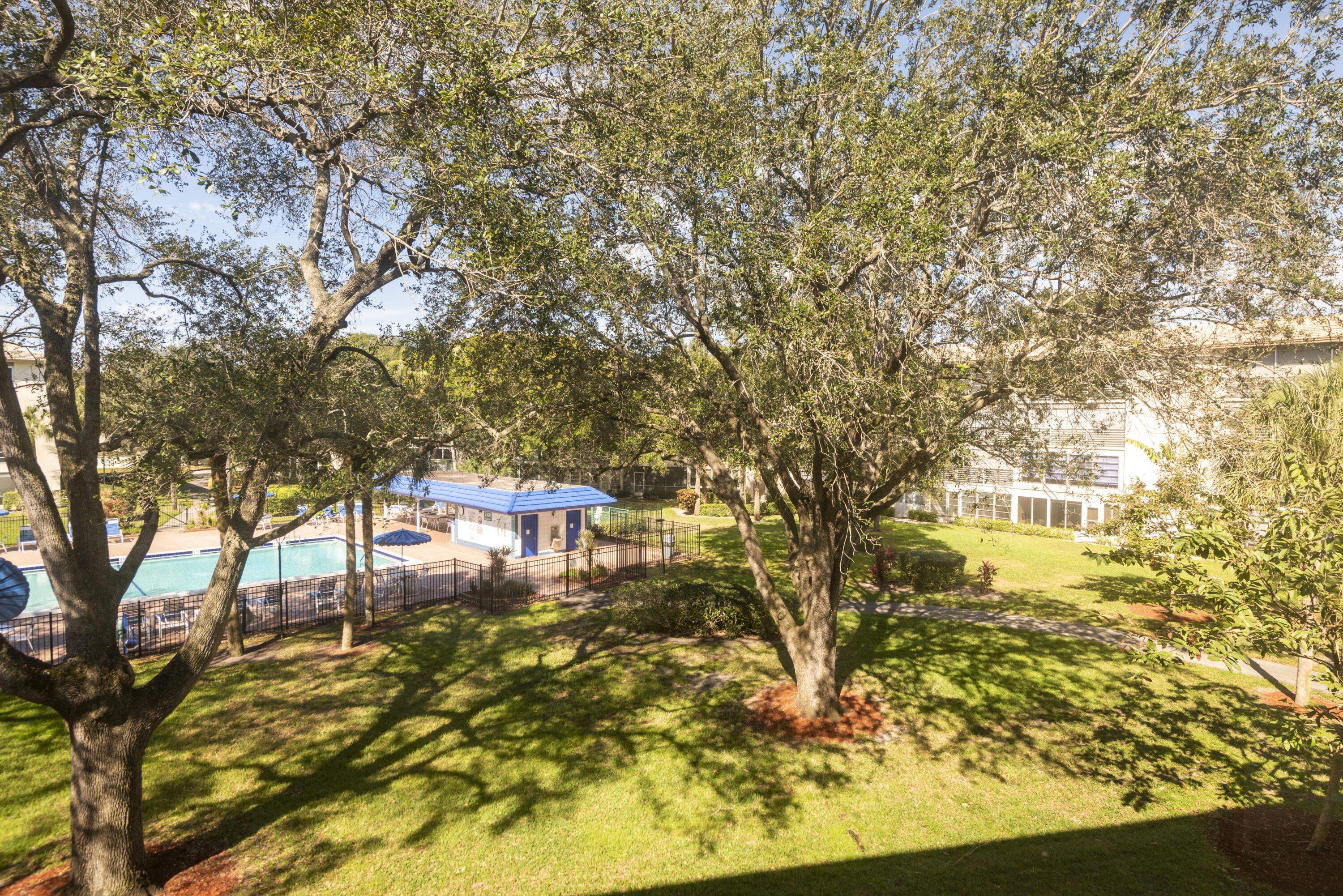 LUCAYA VILLAGE 1-C CONDO - Residential Lease