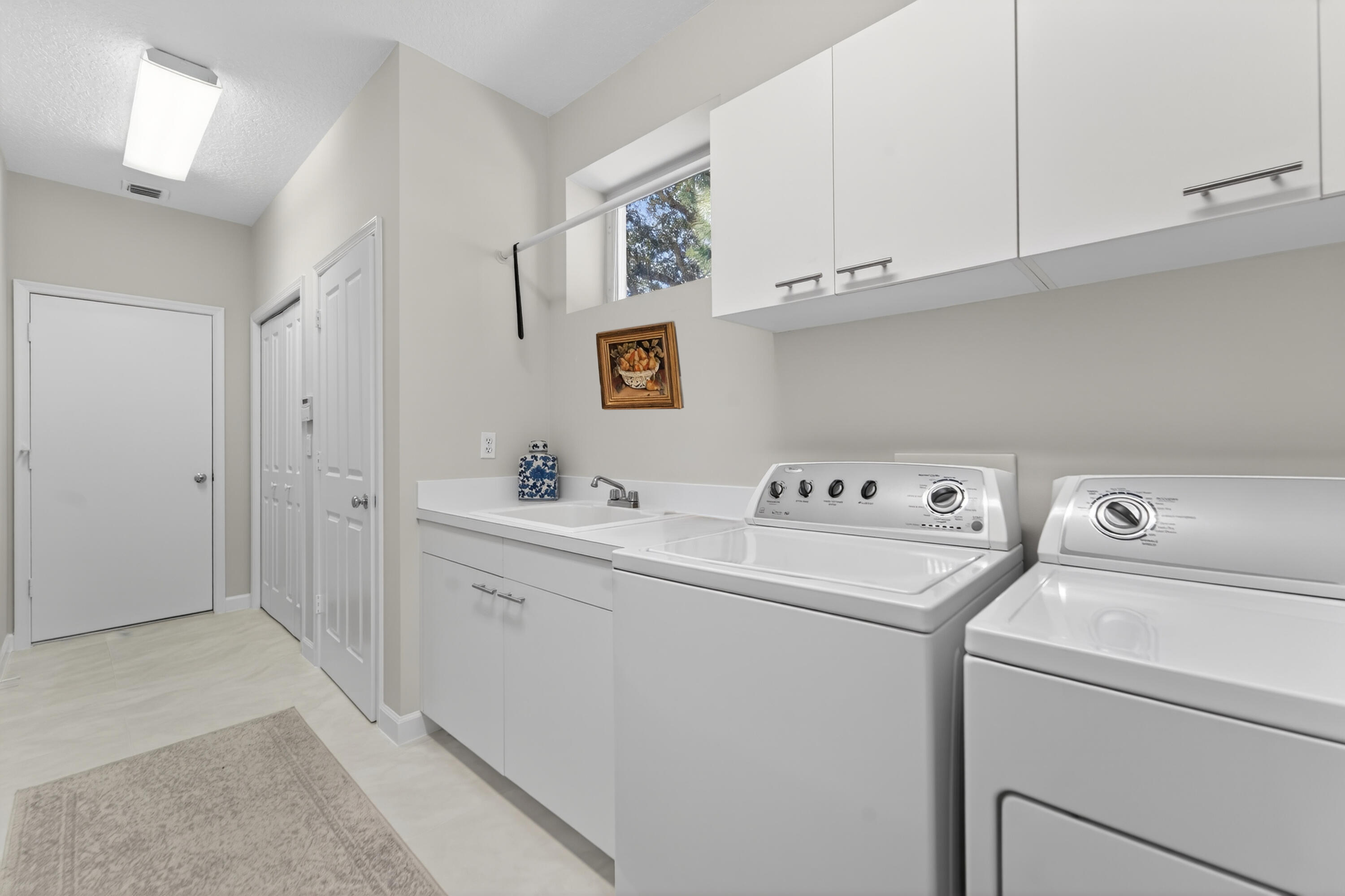 WILLOUGHBY - Residential