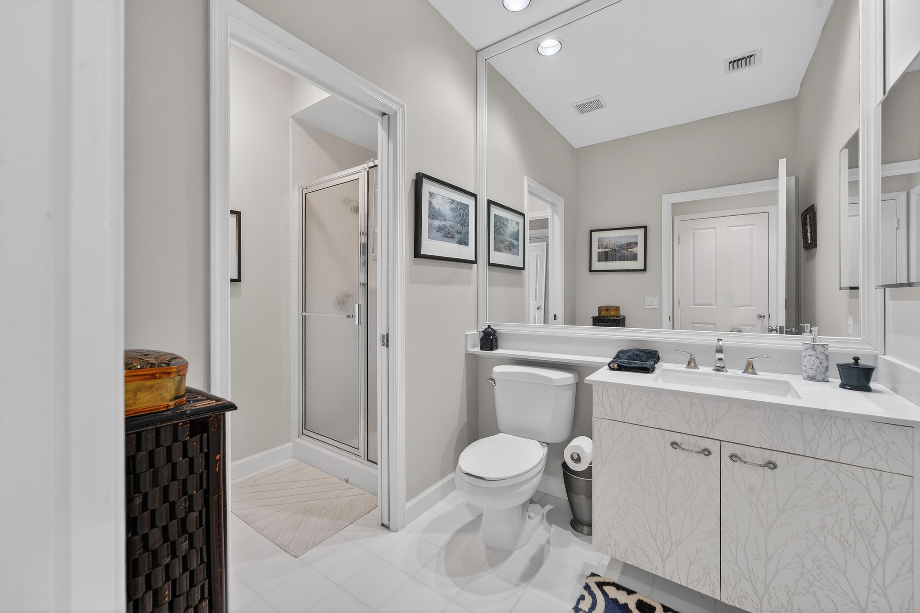 WILLOUGHBY - Residential