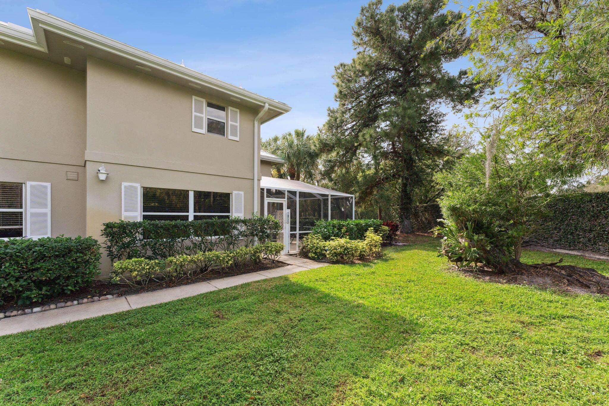 THE MEADOWS AT MARTIN DOWNS - Residential