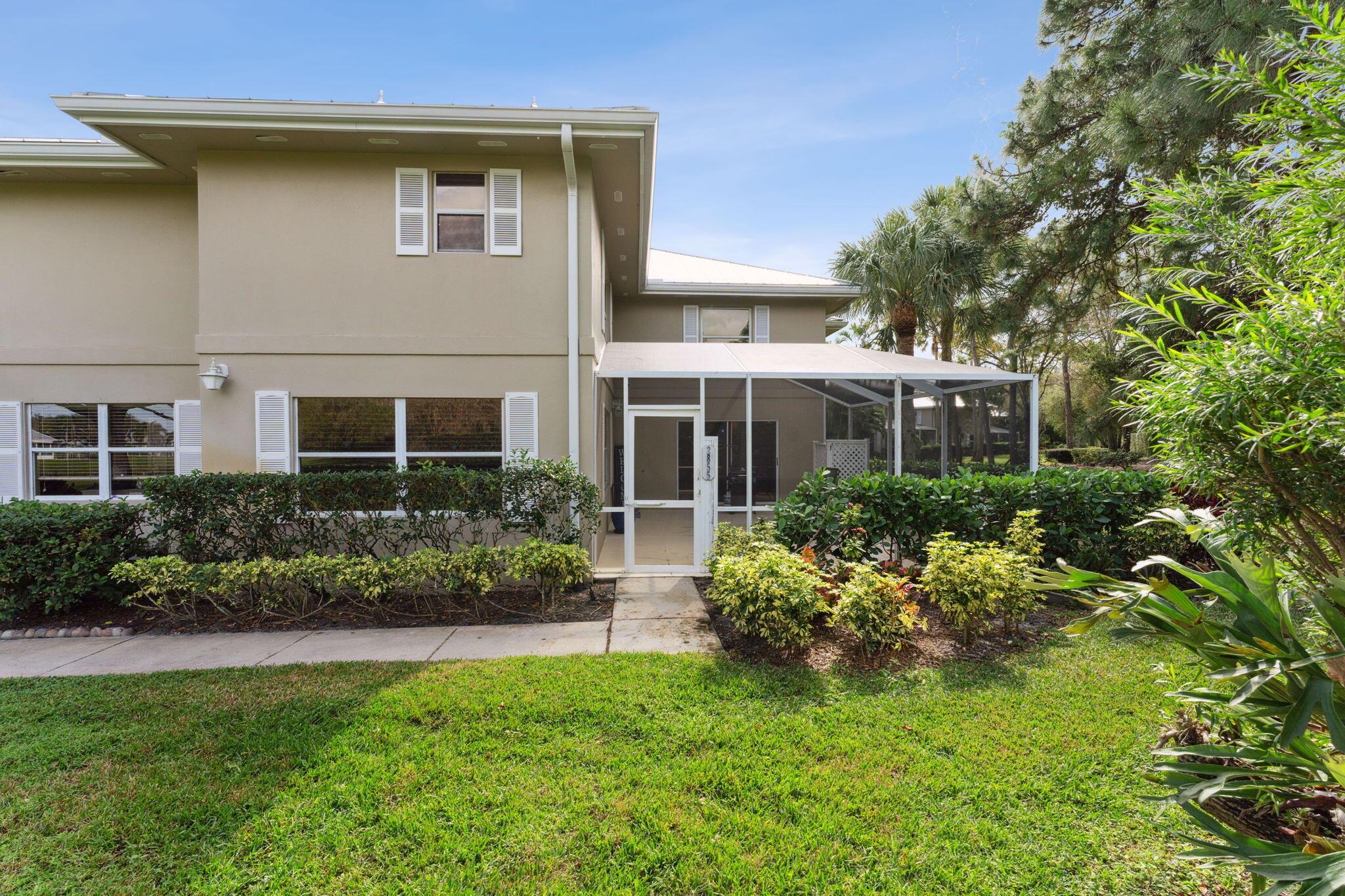 THE MEADOWS AT MARTIN DOWNS - Residential