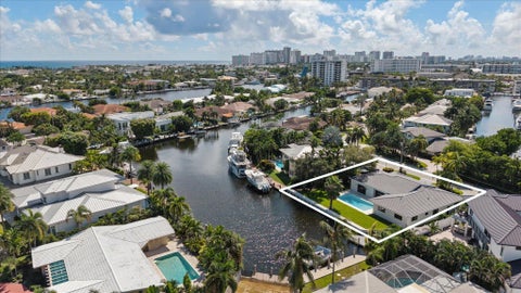 Tiny photo for 3111 NE 55th Street, Fort Lauderdale, FL 33308 (MLS # B26089427)