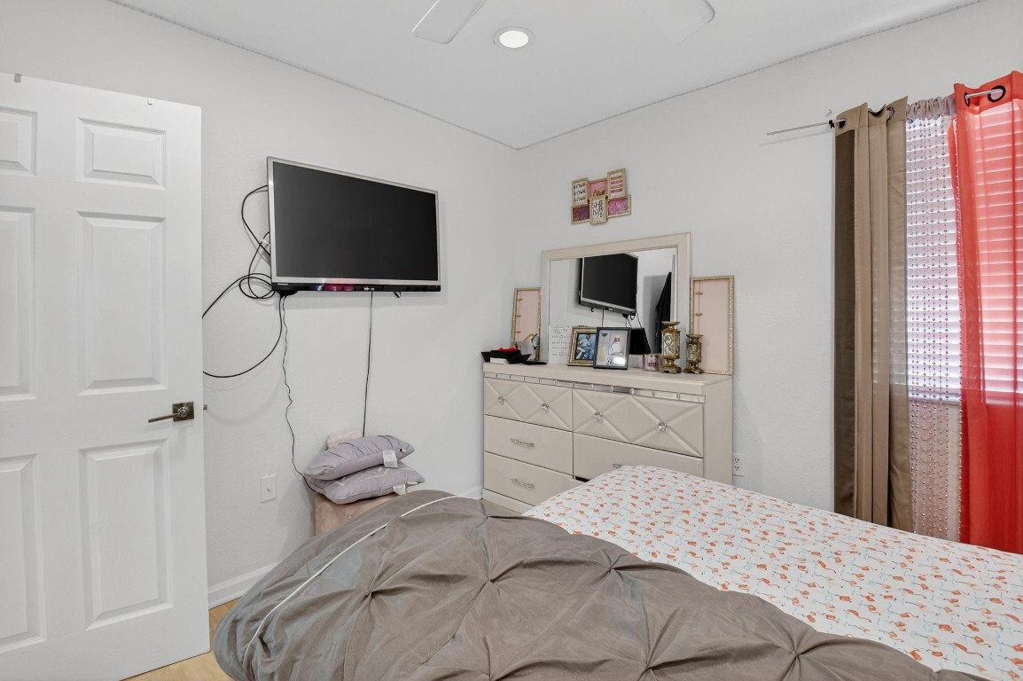 Lawrence Grove 01 Rep - Residential