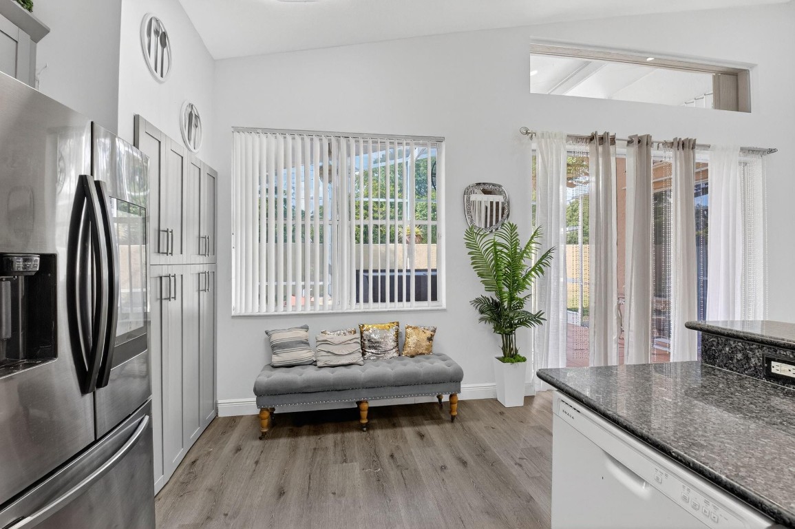 Lawrence Grove 01 Rep - Residential