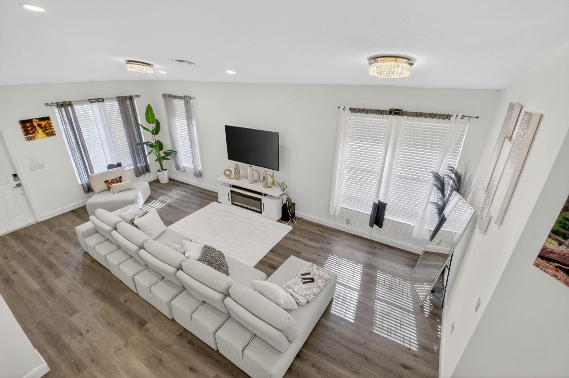 Lawrence Grove 01 Rep - Residential