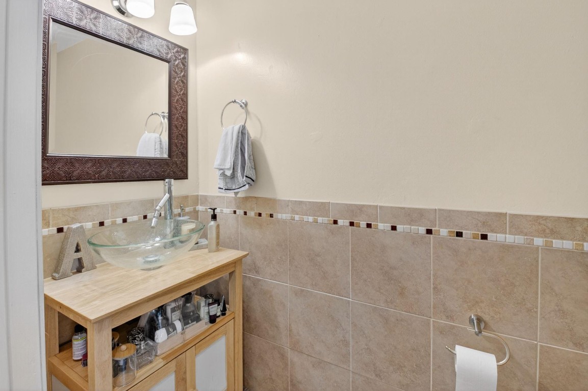 Lawrence Grove 01 Rep - Residential