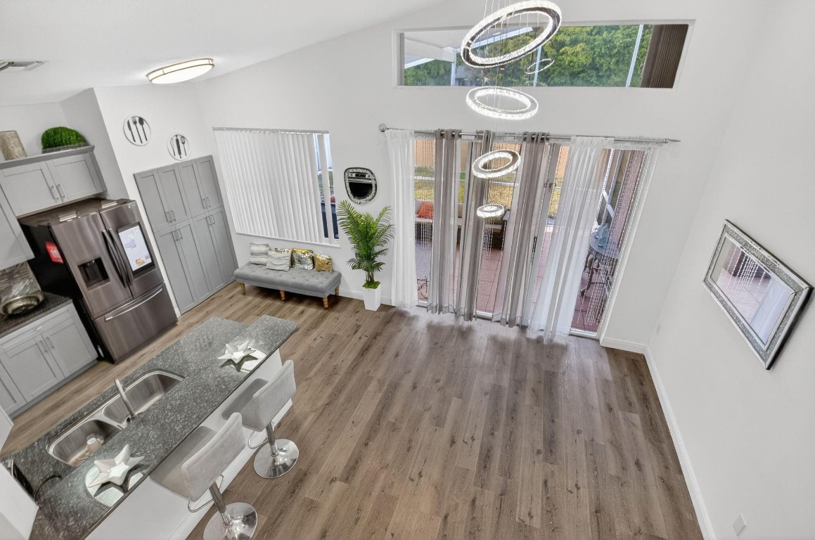 Lawrence Grove 01 Rep - Residential