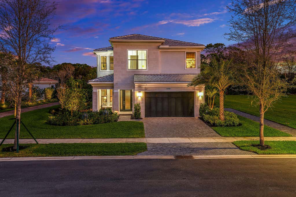 Photo of 5533 Renoir Place, Palm Beach Gardens, FL 33418 (MLS # R10988318)