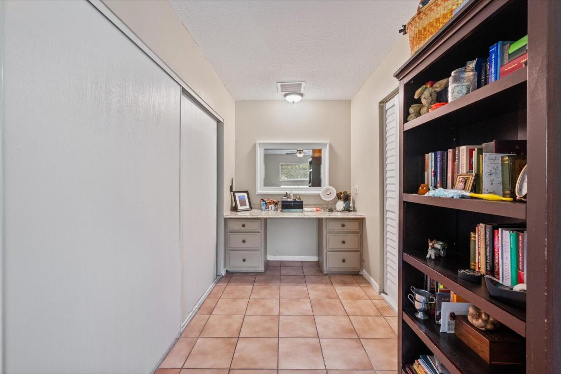 PALM BEACH FARMS CO 3 - Residential