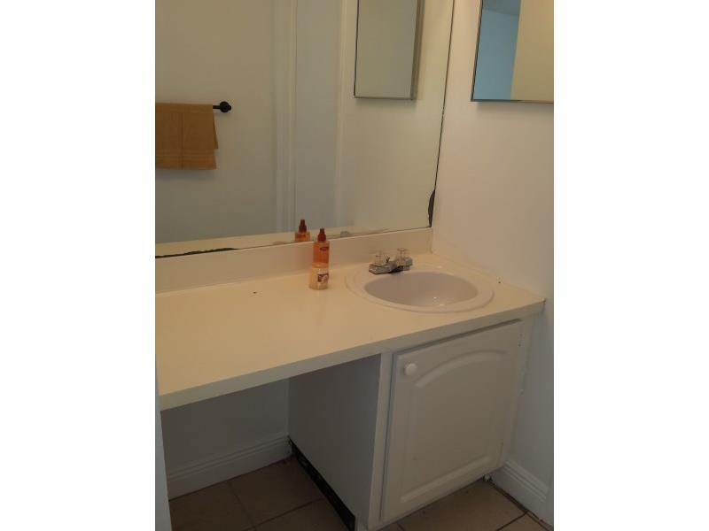 ARBOR KEYS CONDO - Residential