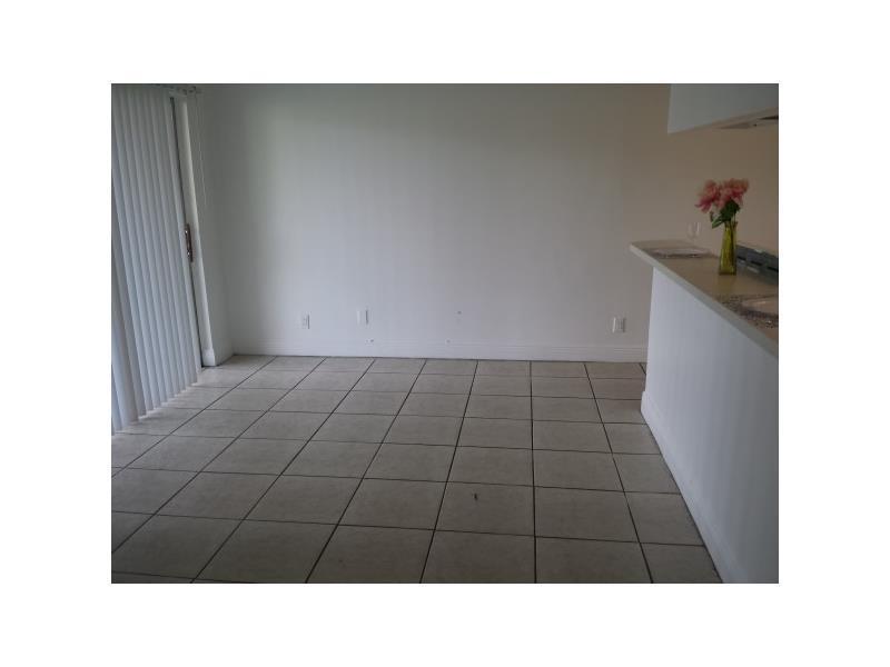 ARBOR KEYS CONDO - Residential