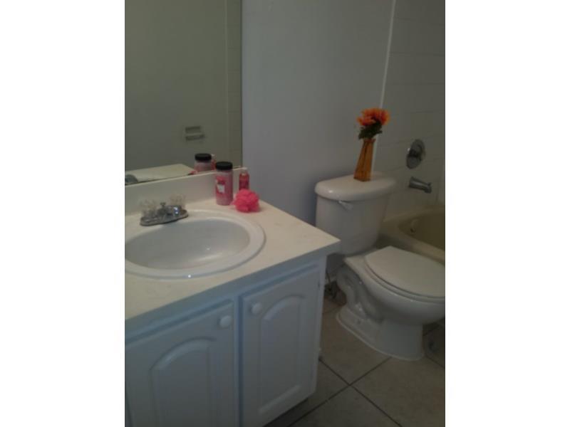 ARBOR KEYS CONDO - Residential