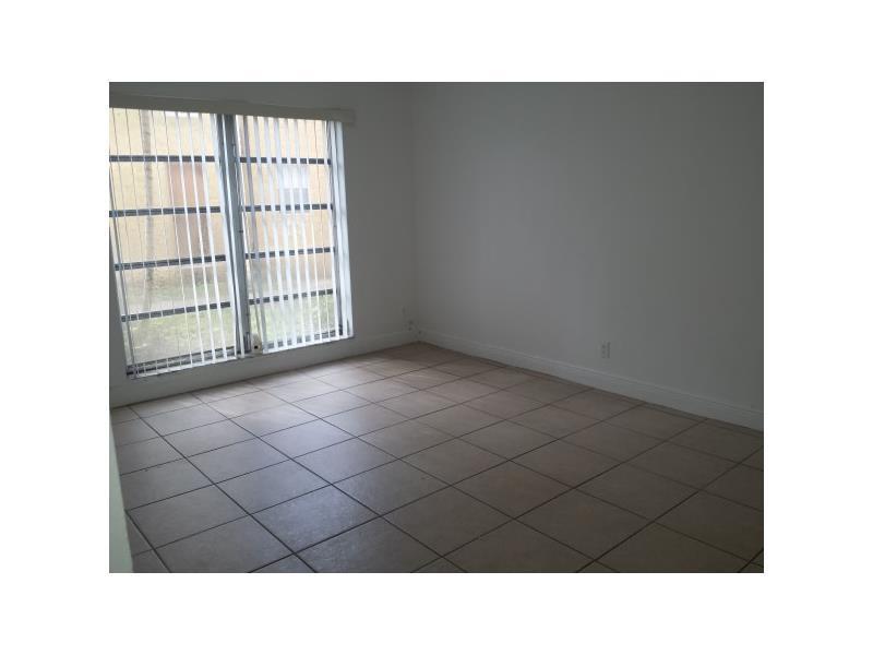 ARBOR KEYS CONDO - Residential