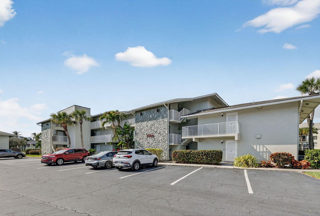 Photo of 2400 S Ocean Drive #5521, Fort Pierce, FL 34949 (MLS # R11163431)