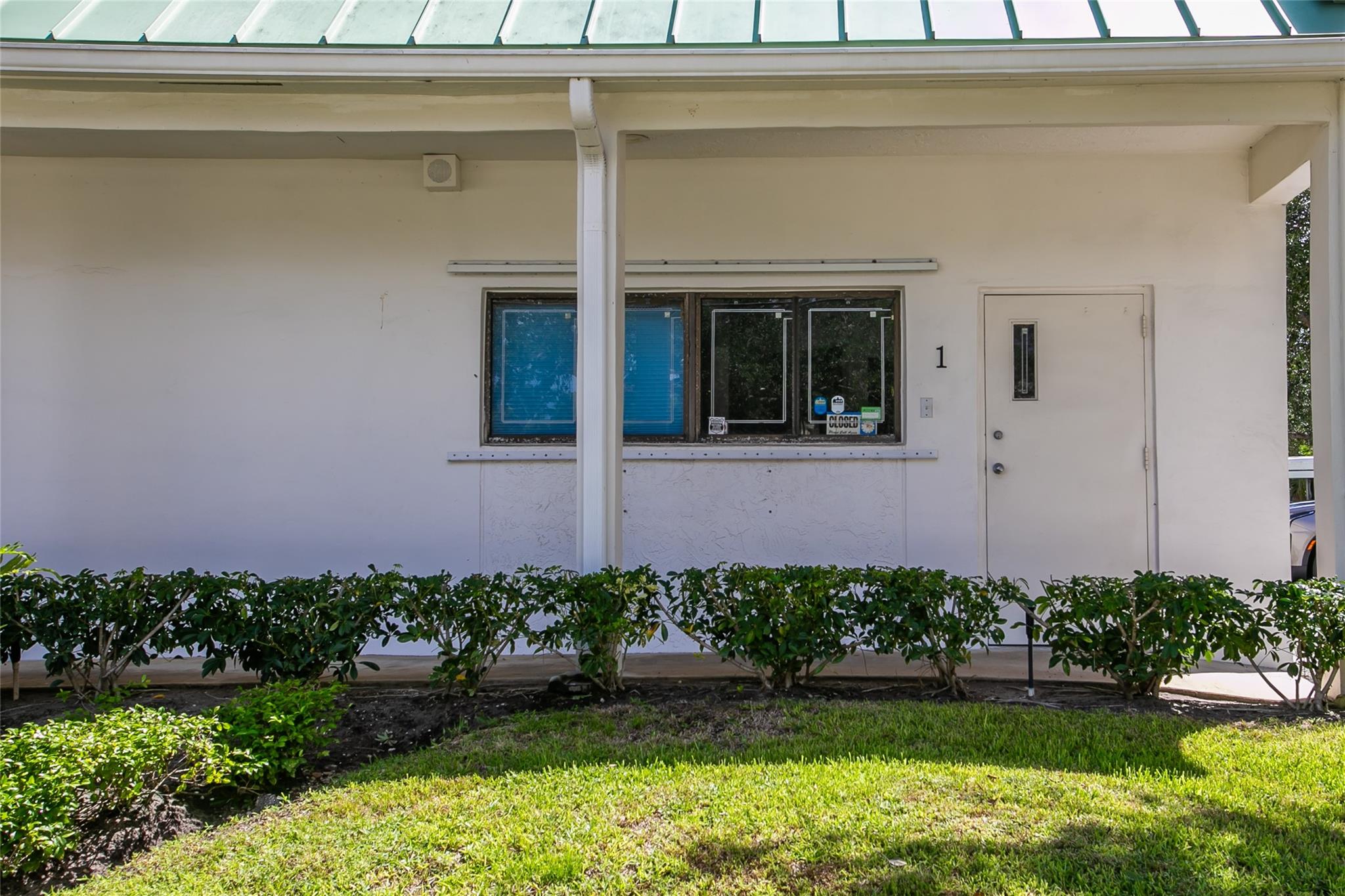 3850 NW 2nd Ave 1