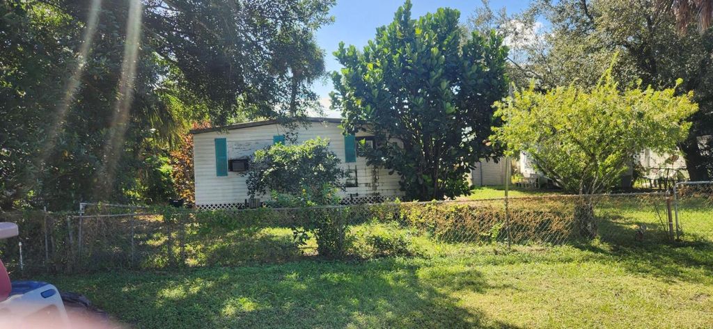 Photo of 4941 Amy Lane, Fort Pierce, FL 34946 (MLS # R10933452)