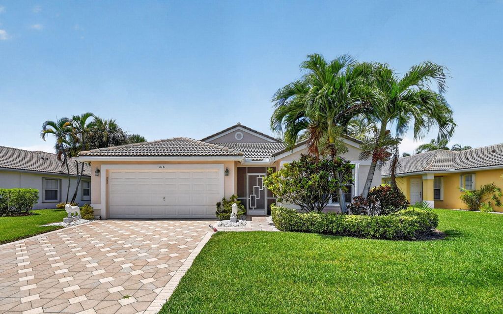 Photo of 8171 Palm Gate Drive, Boynton Beach, FL 33436 (MLS # B26033217)