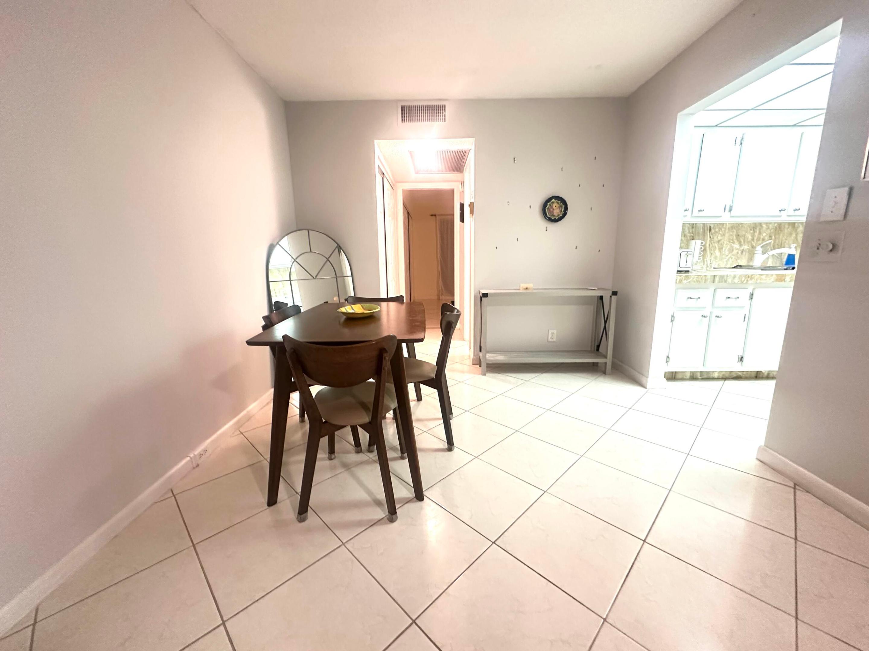 ELLESMERE A CONDO - Residential