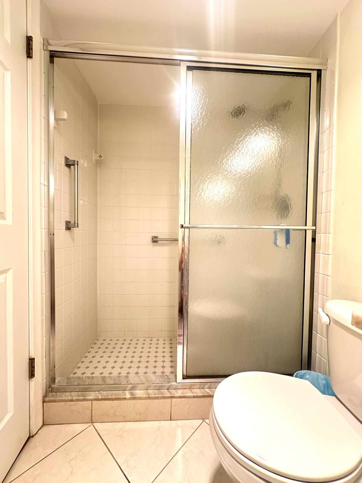 ELLESMERE A CONDO - Residential