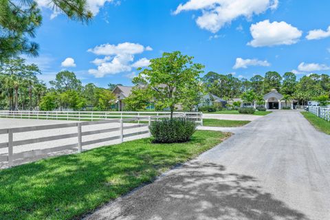 A home in Loxahatchee