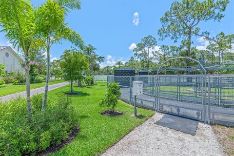 A home in Loxahatchee