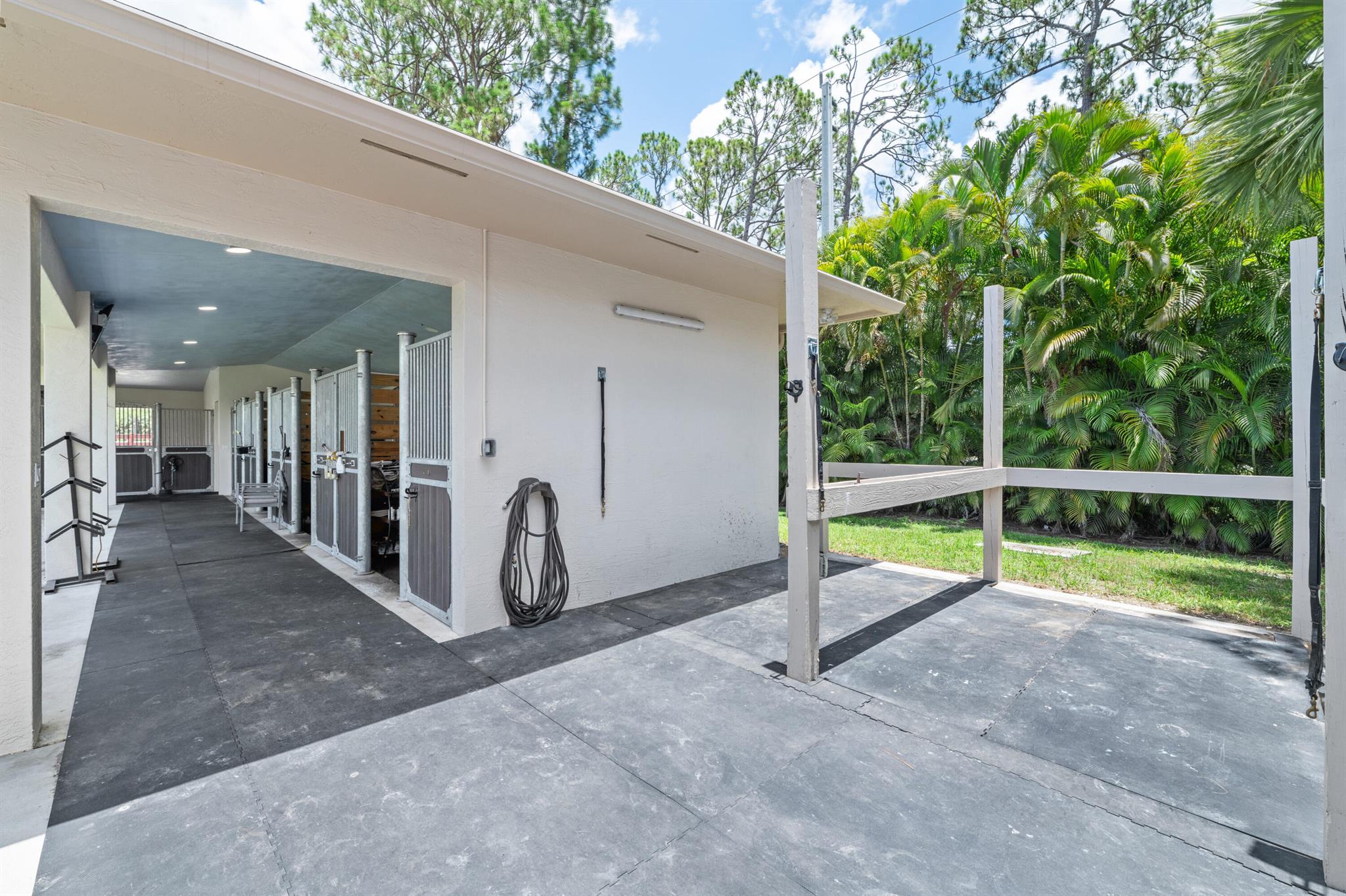 FOX TRAIL - Residential