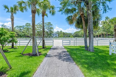 A home in Loxahatchee