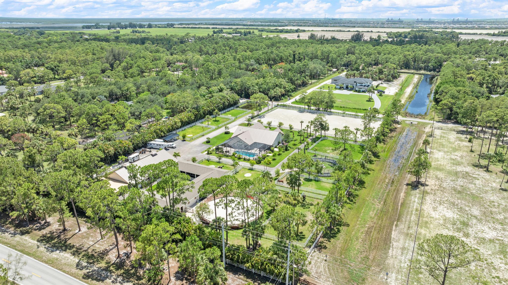 FOX TRAIL - Residential