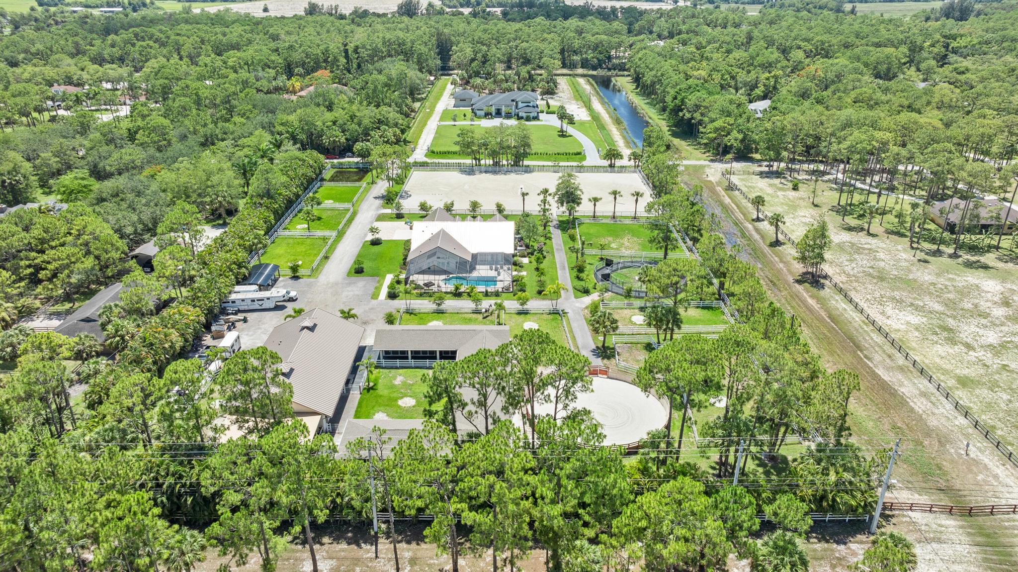 FOX TRAIL - Residential