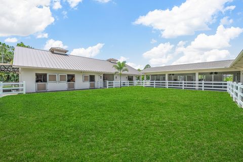 A home in Loxahatchee