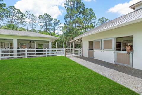 A home in Loxahatchee