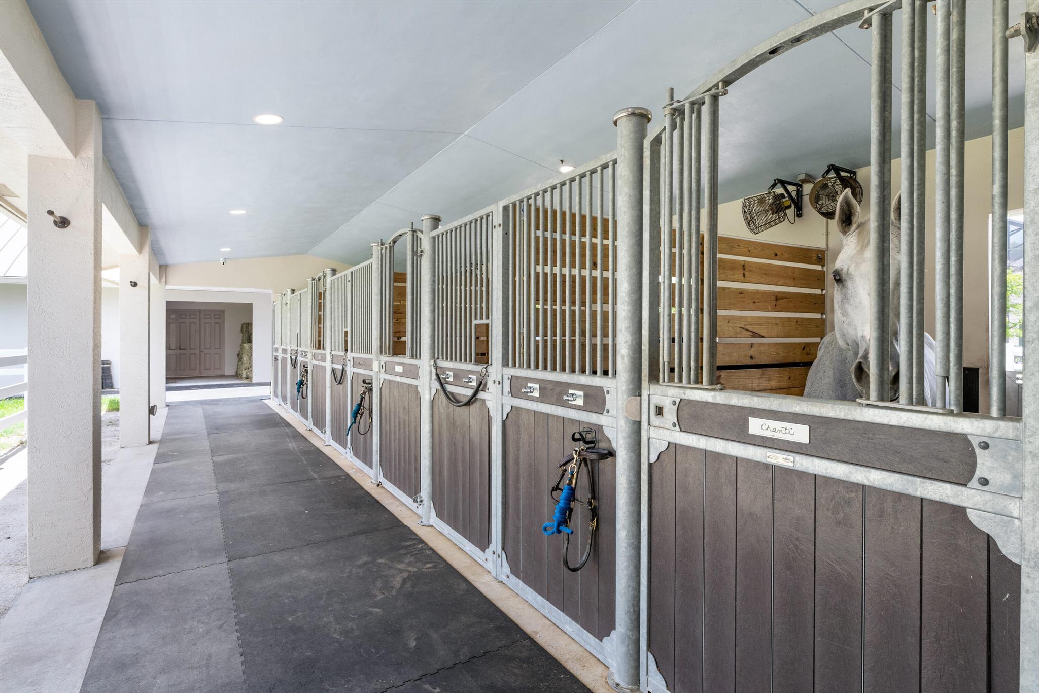 FOX TRAIL - Residential