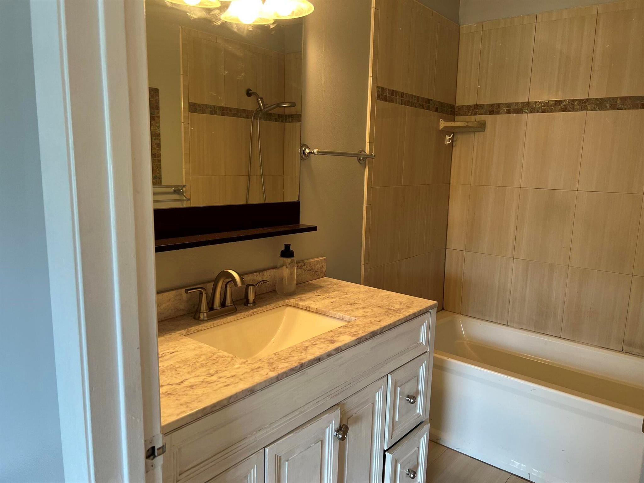 CANALAKE REPLAT - Residential Lease