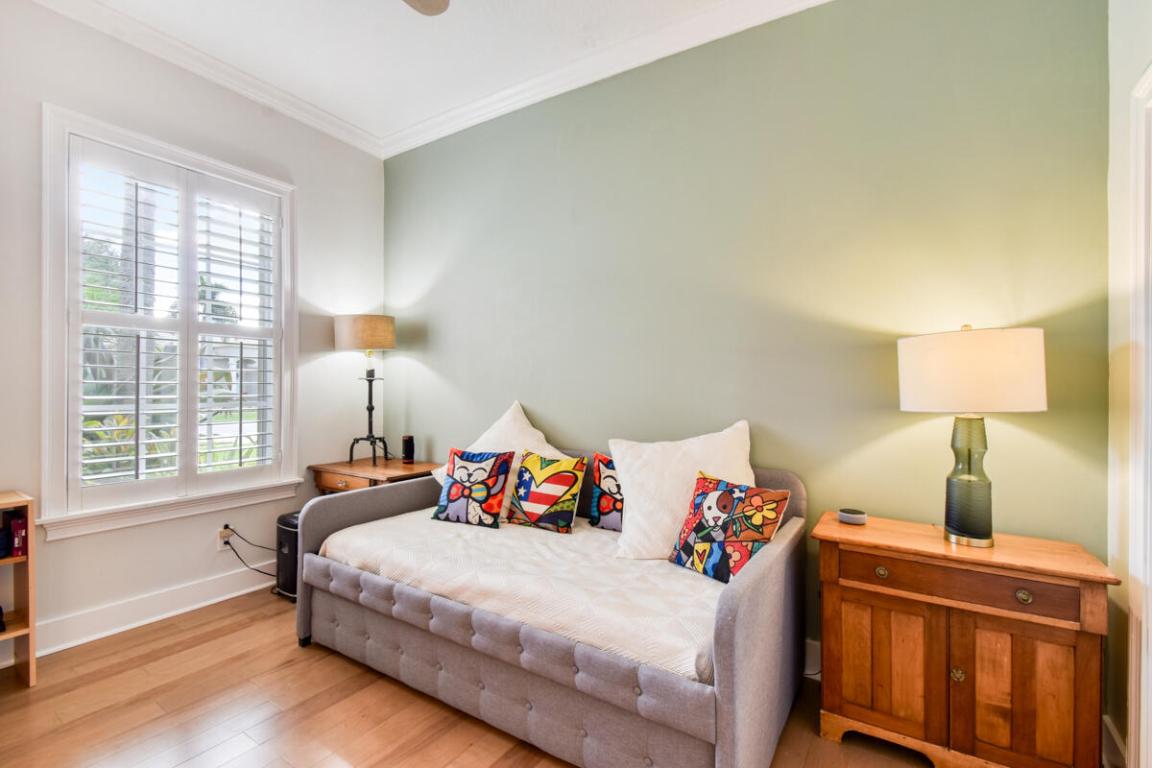 WHITEHORSE ESTATES - Residential