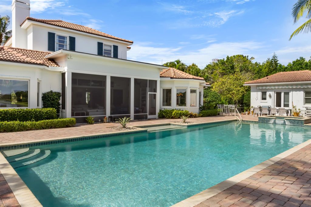 Photo of 6140 SE Morning Dove Way, Hobe Sound, FL 33455 (MLS # R11069582)