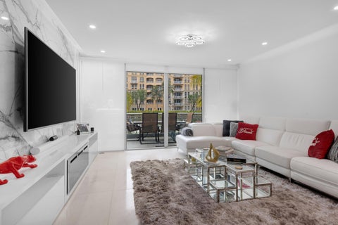 Tiny photo for 2950 NE 188th Street #122, Aventura, FL 33180 (MLS # B26078796)