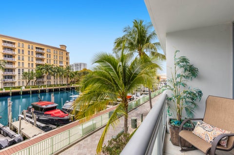 Tiny photo for 2950 NE 188th Street #122, Aventura, FL 33180 (MLS # B26078796)