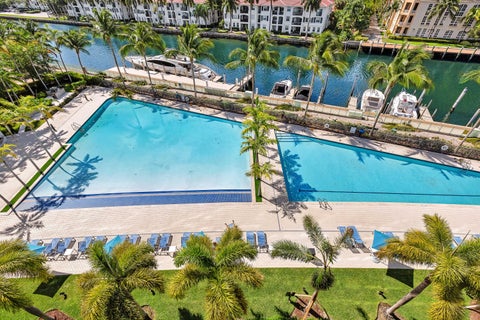 Tiny photo for 2950 NE 188th Street #122, Aventura, FL 33180 (MLS # B26078796)