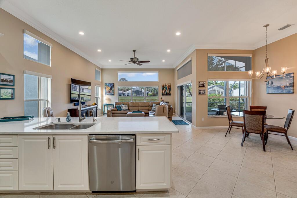 7932 Brookside Court