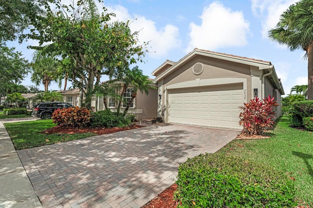 Photo of 7932 Brookside Court, Lake Worth, FL 33467 (MLS # R11088656)