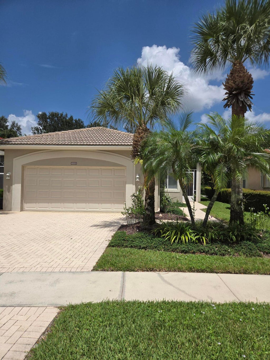 Photo of 2680 CLIPPER Circle, West Palm Beach, FL 33411 (MLS # B26070223)