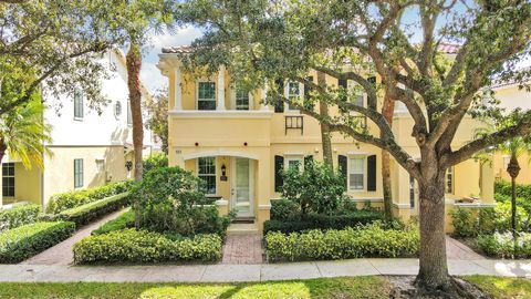 Photo of 151 Rivinia Drive, Jupiter, FL 33458 (MLS # R11143844)