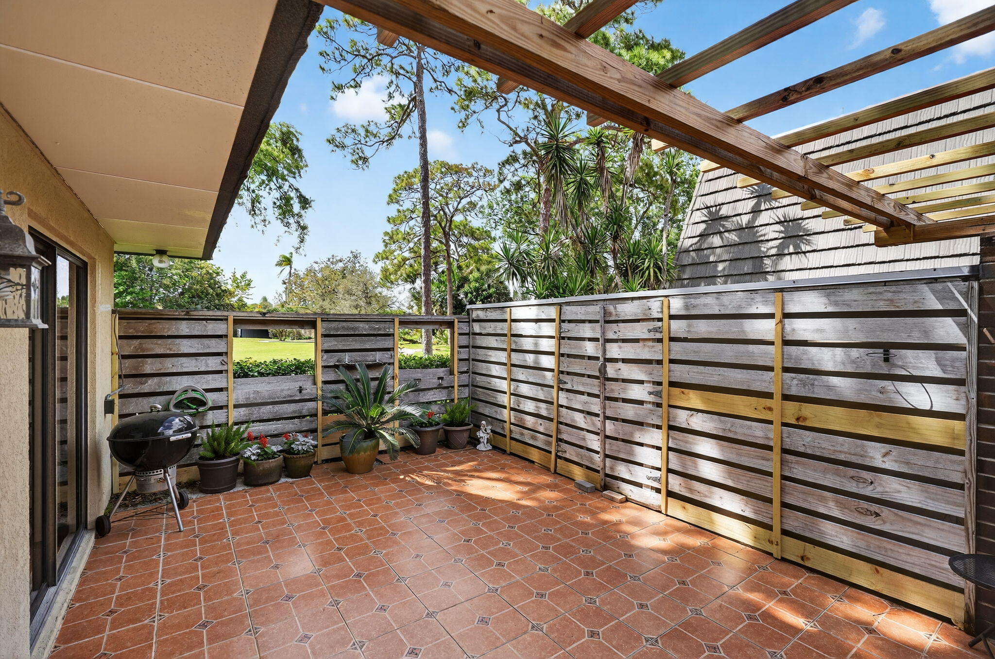 GLENWOOD TWNHS - Residential