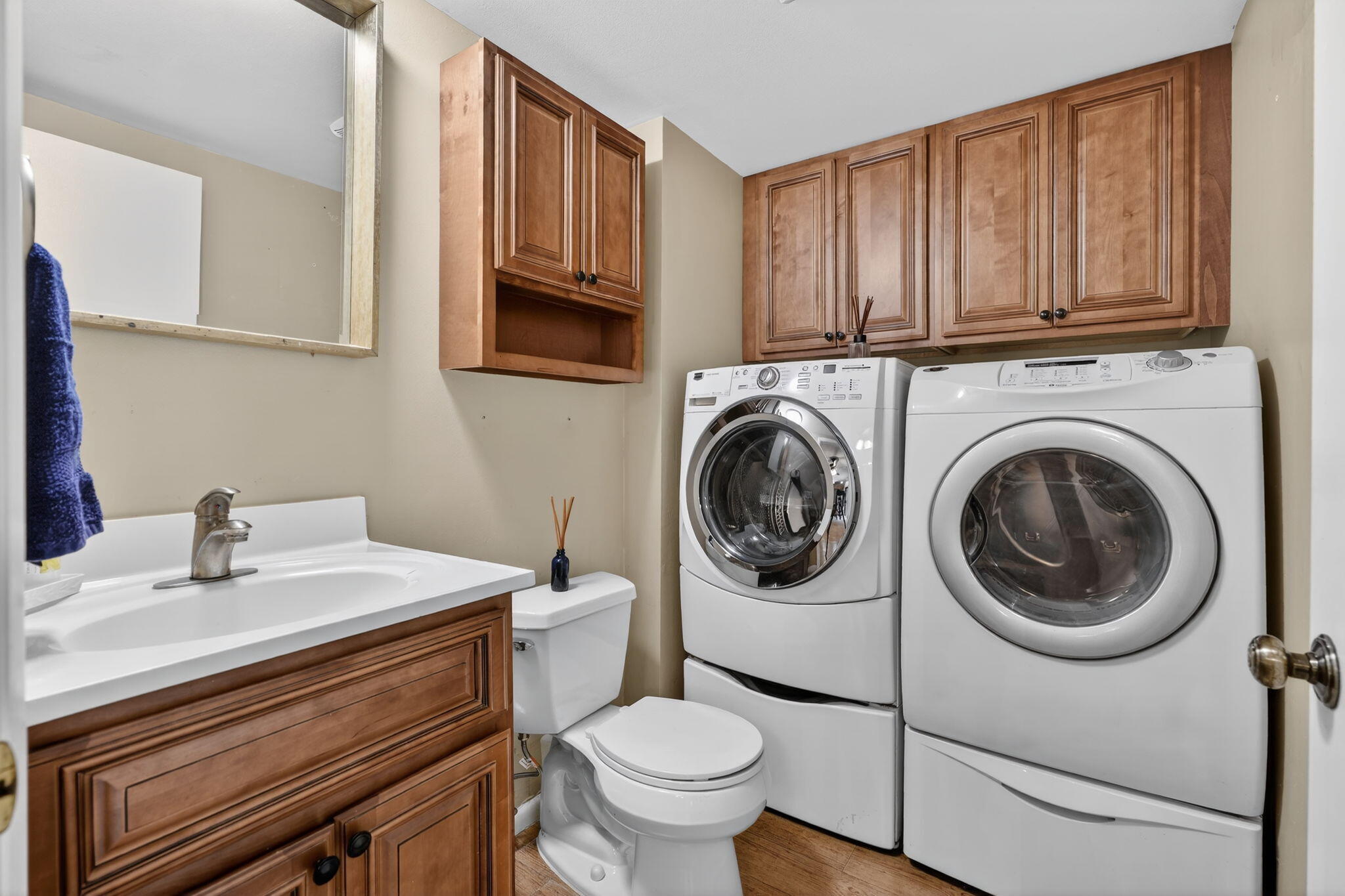 GLENWOOD TWNHS - Residential