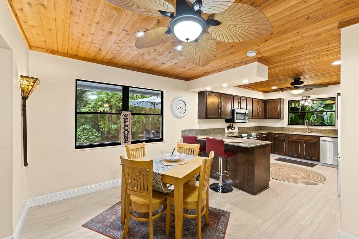 CRANE CREEK COUNTRY CLUB - Residential