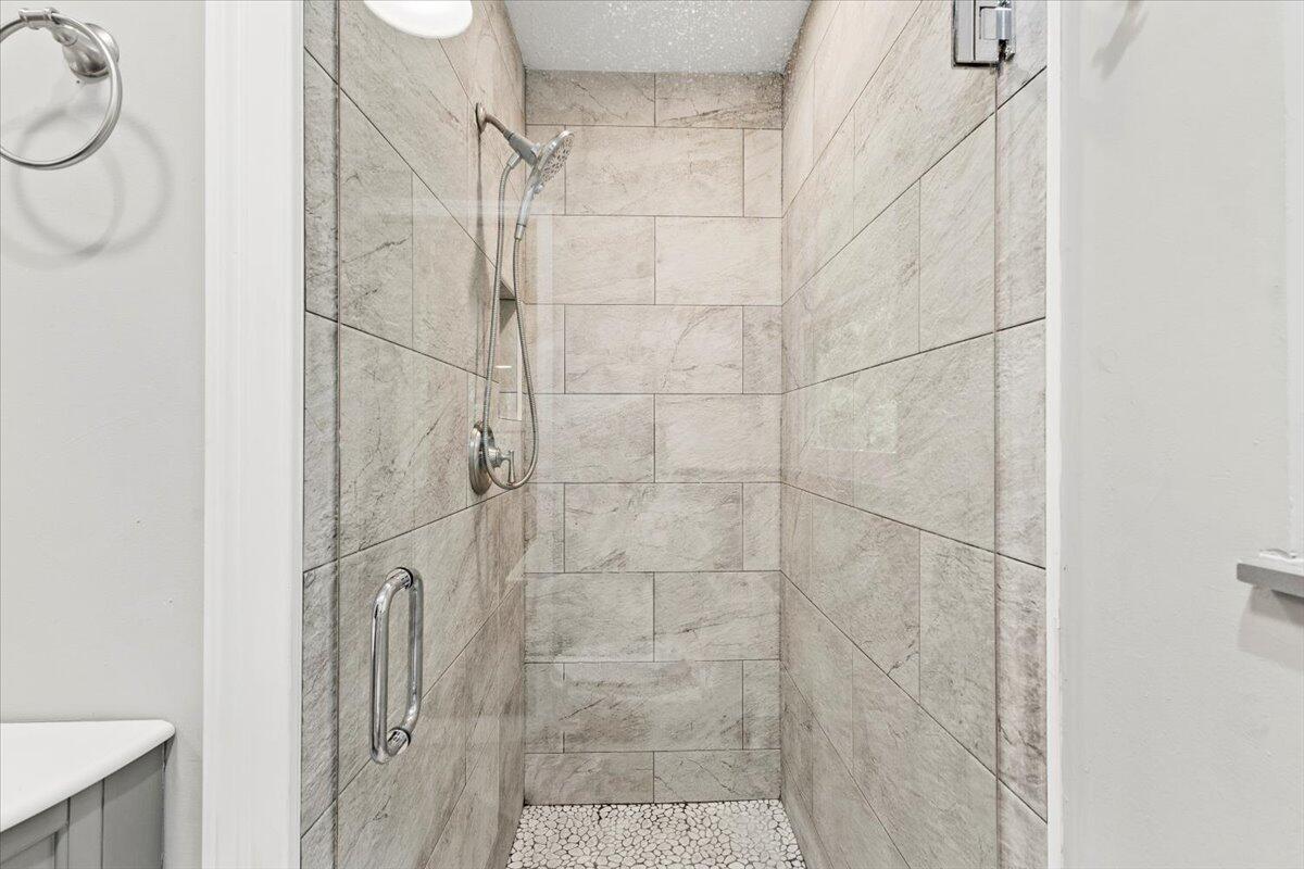 CRANE CREEK COUNTRY CLUB - Residential