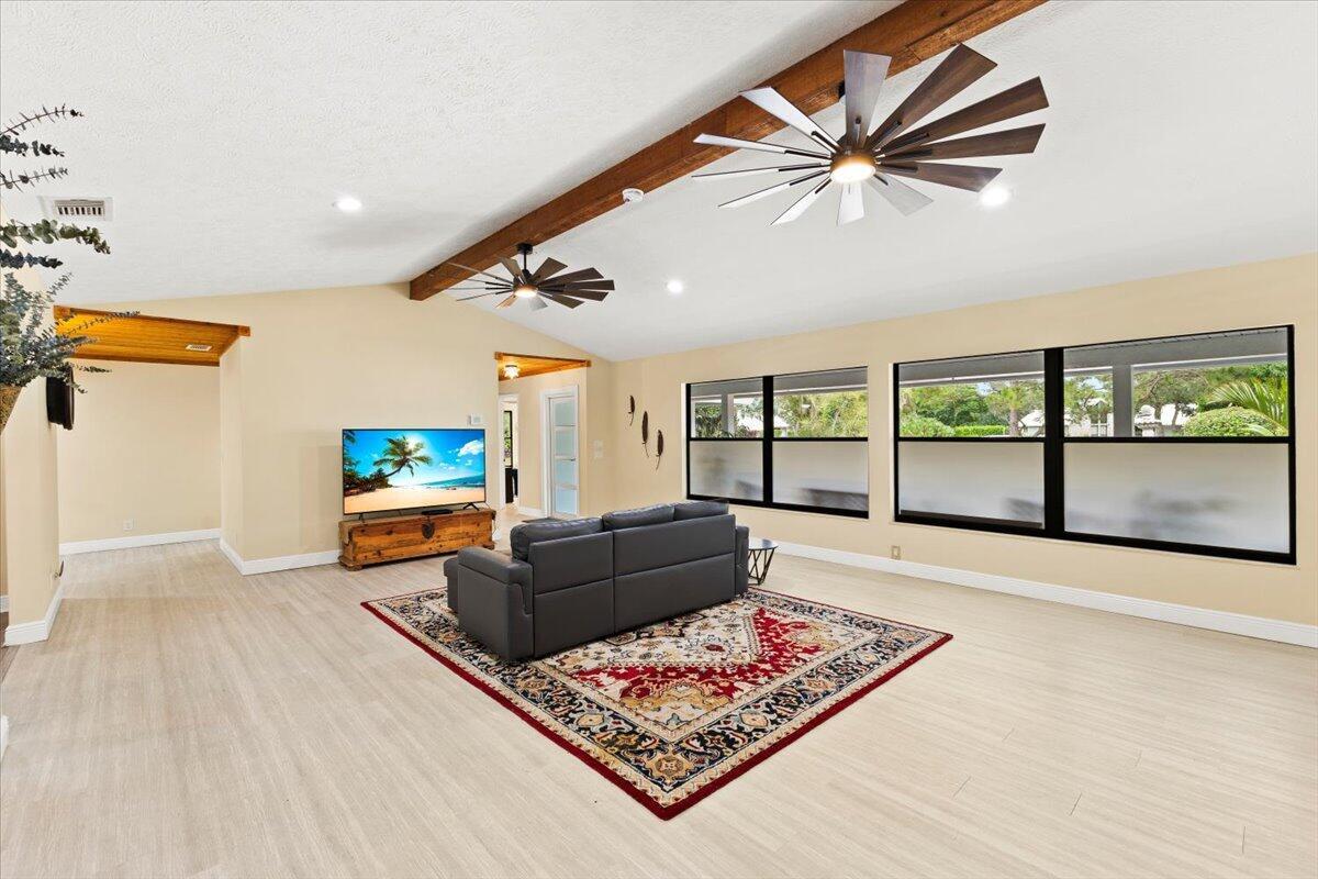 CRANE CREEK COUNTRY CLUB - Residential