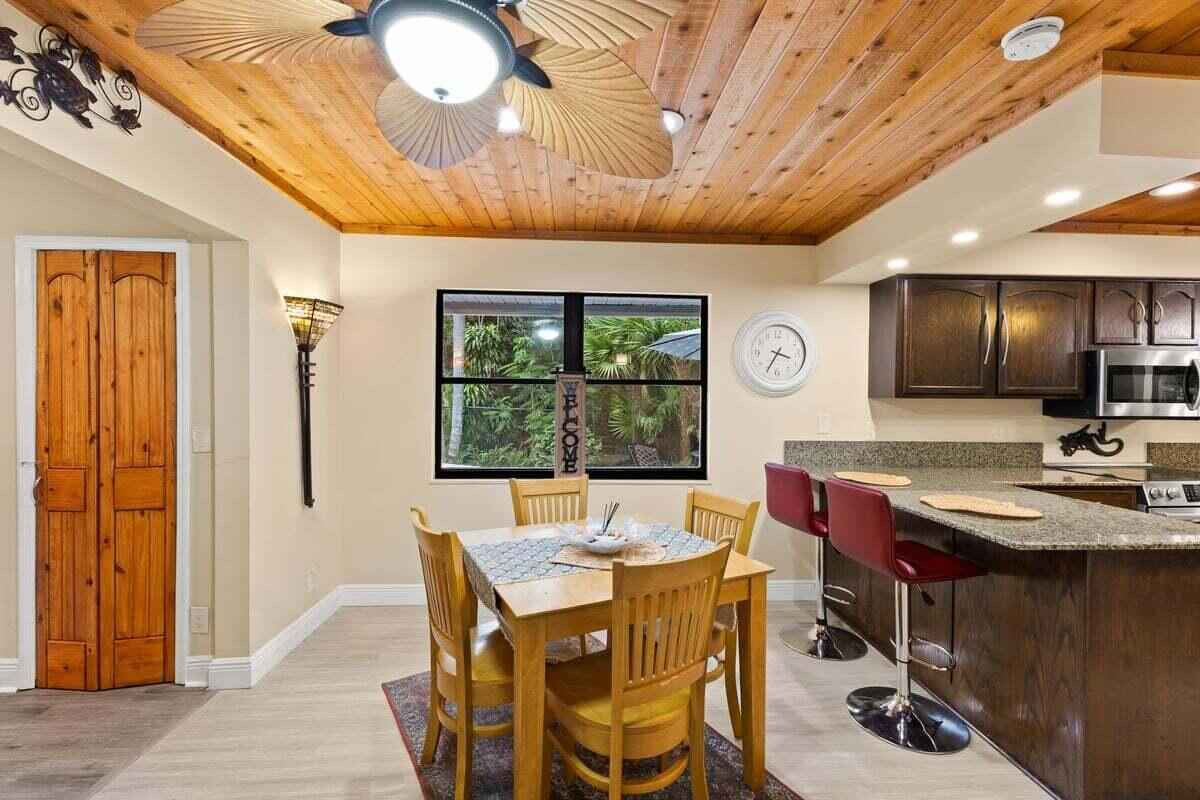 CRANE CREEK COUNTRY CLUB - Residential