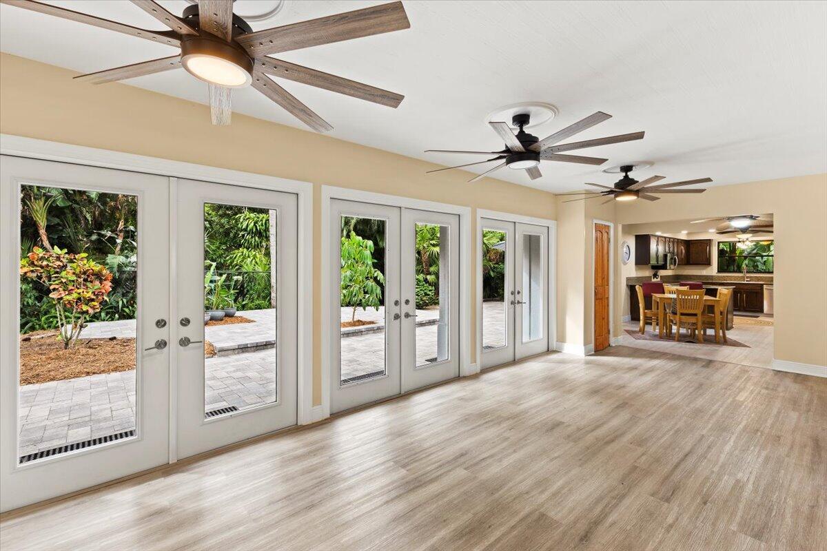 CRANE CREEK COUNTRY CLUB - Residential