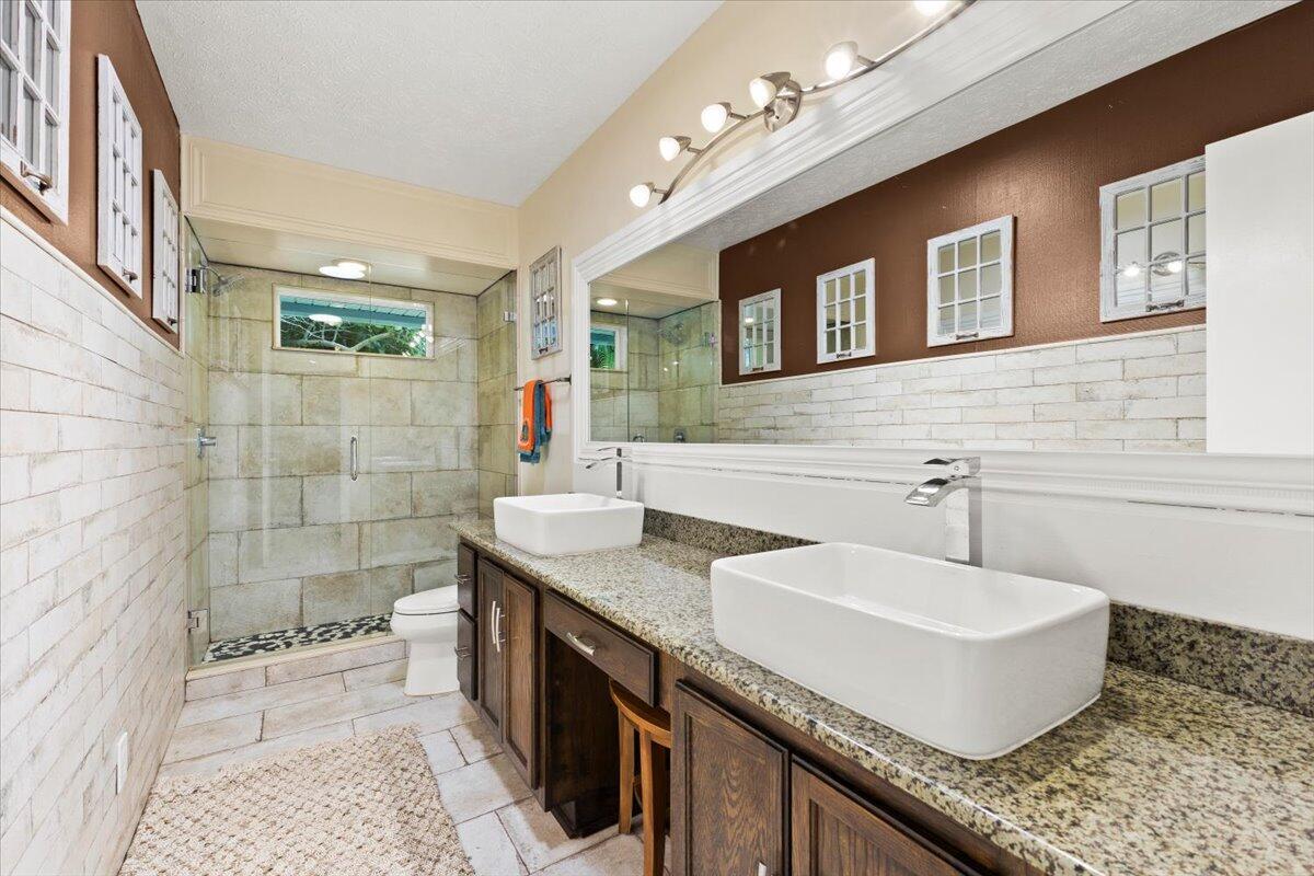 CRANE CREEK COUNTRY CLUB - Residential